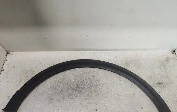 Opel Antara Fender trim (molding)