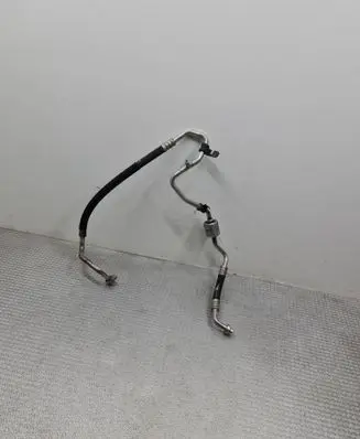 Renault Clio III Air conditioning (A/C) pipe/hose 8200915558