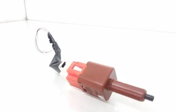 Clutch pedal sensor