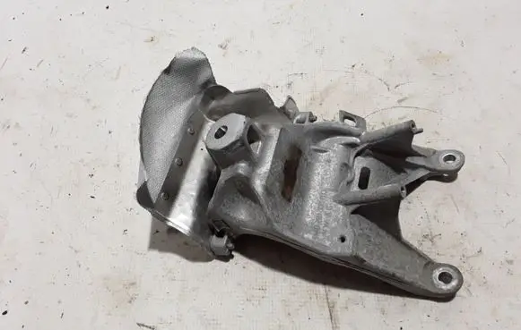 Audi A6 S6 C8 4K Engine mounting bracket 4M0199308BQ