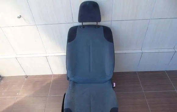 Front passenger seat