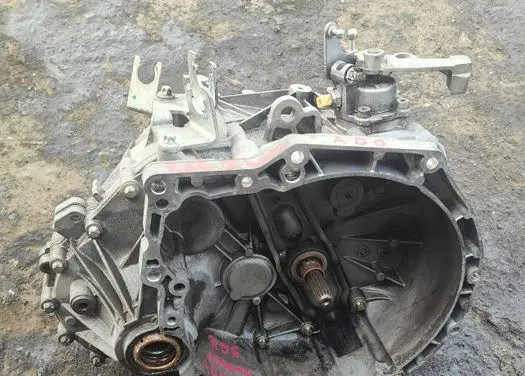 Mini One - Cooper Coupe R56 Manual 7 speed gearbox 
