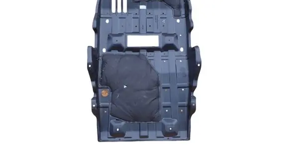 Mitsubishi L200 Engine splash shield/under tray 5370B497