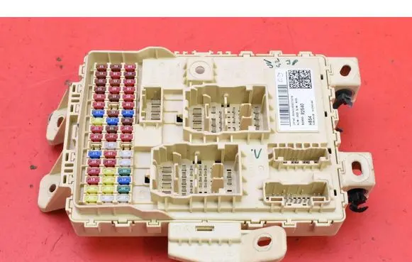 KIA Sportage Fuse box set 91950R2540