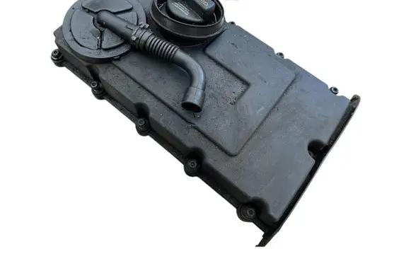 Volkswagen PASSAT B6 Rocker cam cover 03G103475