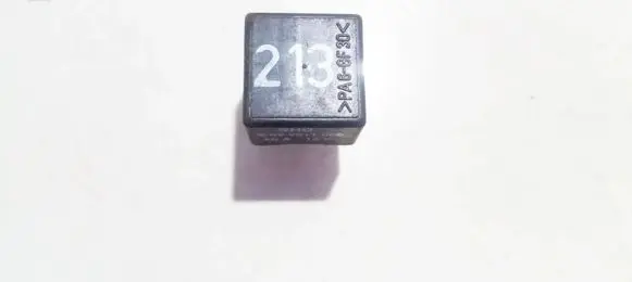 Volkswagen PASSAT B5 Other relay 89951100 899511000