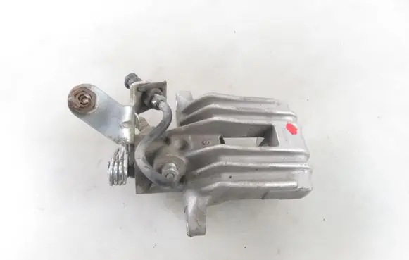 Skoda Octavia Mk2 (1Z) Rear brake caliper