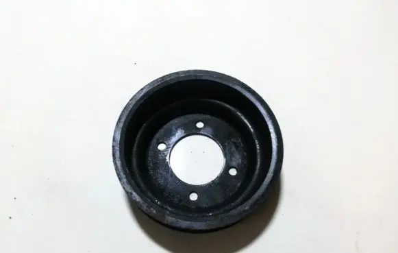 BMW 5 E34 Water pump pulley 2243682