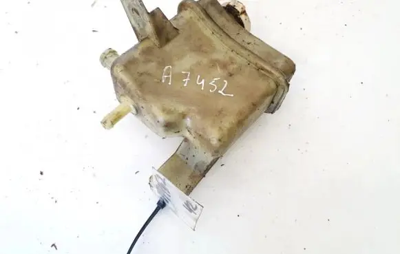 Mitsubishi Carisma Power steering fluid tank/reservoir