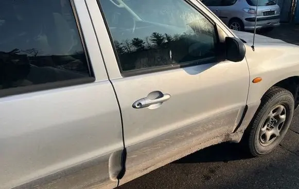 Mazda Tribute Front door 