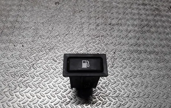 Toyota Avensis T250 Fuel tank opening switch 156795