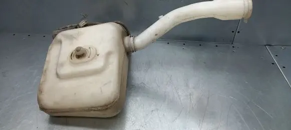 Mazda Demio Windshield washer fluid reservoir/tank