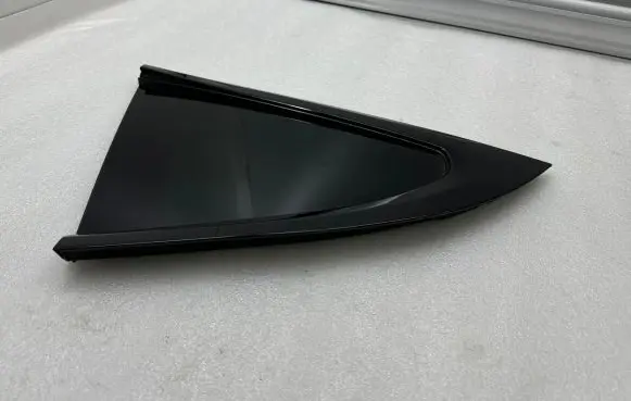 Tesla Model X Rear side window 43R004553 E000214 DOT615M40VL