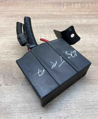 Opel Astra F Fuse box cover 90587327