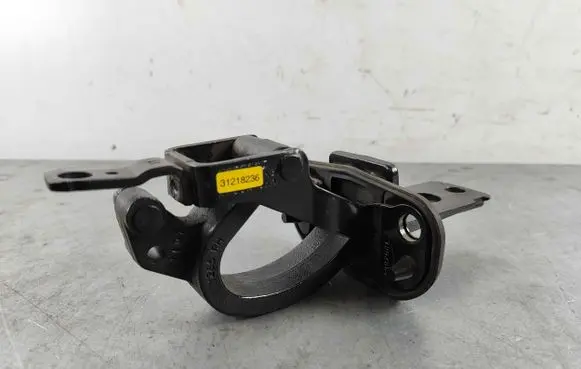 Tailgate/trunk/boot hinge