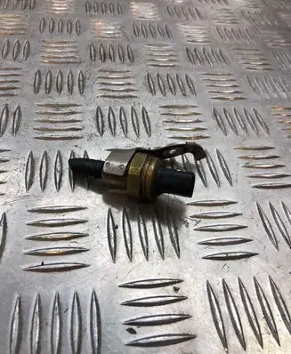 Fuel pressure sensor