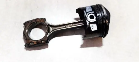Volvo S40, V40 Piston with connecting rod art
