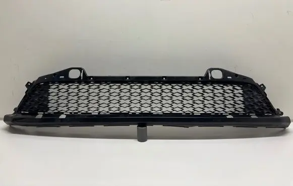 Skoda Enyaq iV Front bumper lower grill 5LA853677A