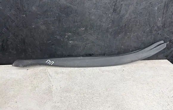 Volkswagen Golf V Other front door trim element 1K5837382D