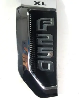 Ford F250 Fender grill HC3B-25000-A