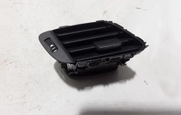 Ford Fiesta Dashboard side air vent grill/cover trim H1BBA018B09AEW