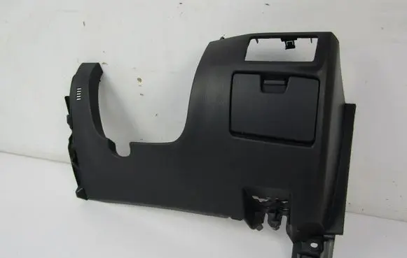 Mazda 6 Glove box 