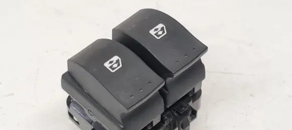 Renault Espace - Grand espace IV Electric window control switch 015090A