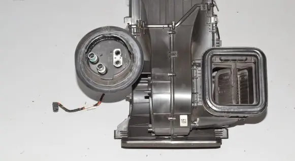 BMW i3 Interior heater climate box assembly 9383124 6827062 64116827062