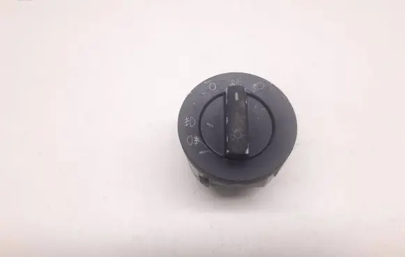 Volkswagen Touareg I Light switch 7L6941431C 04054923