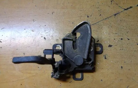 Fiat Doblo Engine bonnet/hood lock/catch