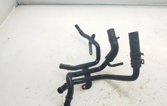 Seat Leon (5F) Engine coolant pipe/hose 04L121064G 04L121101 04L121051