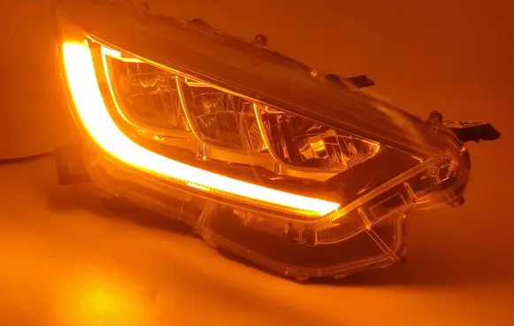 Toyota Yaris XP210 Headlight/headlamp 81110K0080 0152011 K0-8