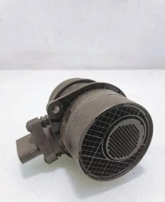 Volkswagen Touran I Mass air flow meter 074906461B 0281002461