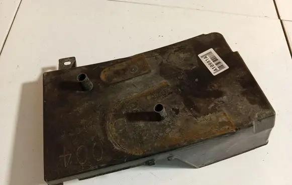 Mitsubishi Outlander Battery box tray 820400004