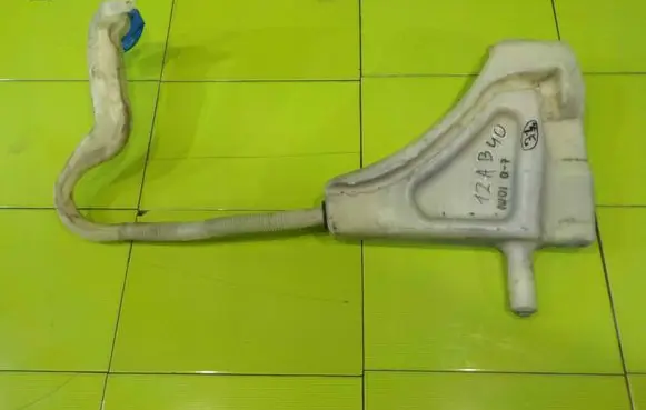 Audi Q7 4L Windshield washer fluid reservoir/tank 4L0955453 12AB40