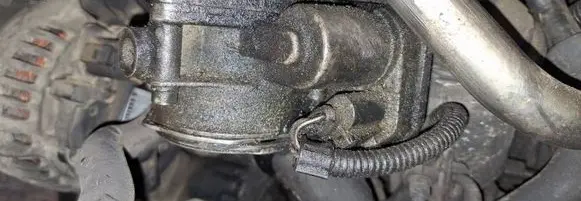 Volkswagen Touran I Throttle valve