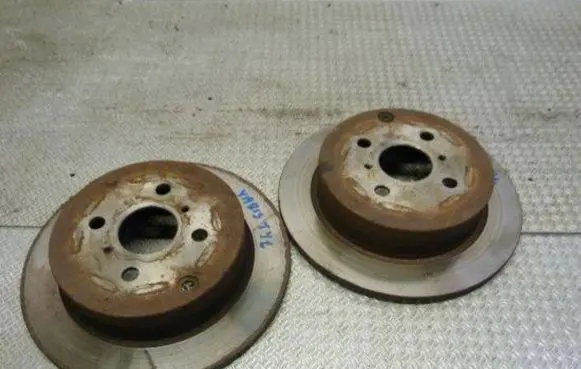 Toyota Yaris Rear brake disc
