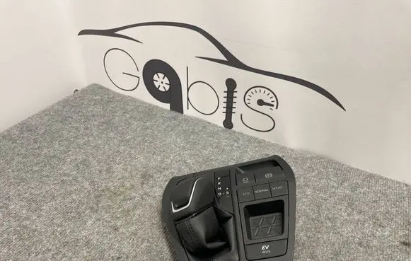 Toyota RAV 4 (XA50) Gear lever shifter trim leather/knob 5880442480