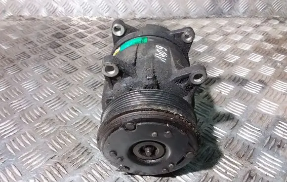 Citroen C5 Air conditioning (A/C) compressor (pump) 6560502