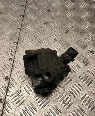 Audi A4 S4 B7 8E 8H Power steering pump 8E0145155N 7690955121