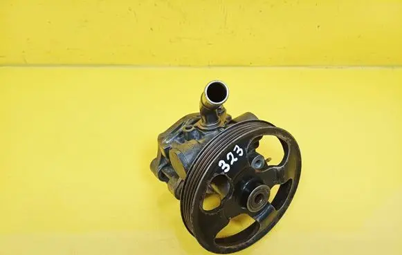 Mazda 323 Power steering pump 