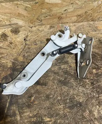 Jaguar XF Tailgate/trunk/boot hinge 8X2342700 D36xa