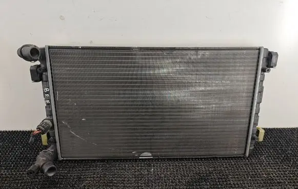 Volkswagen New Beetle Coolant radiator 