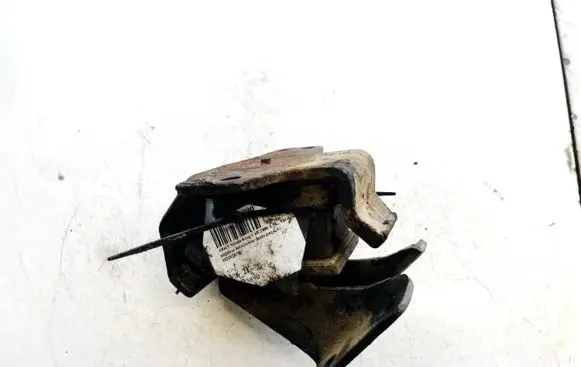 Nissan King Cab, Navara Engine mount bracket 1121028710