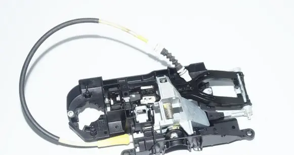 BMW 5 F10 F11 Front door exterior handle/bracket 7207451
