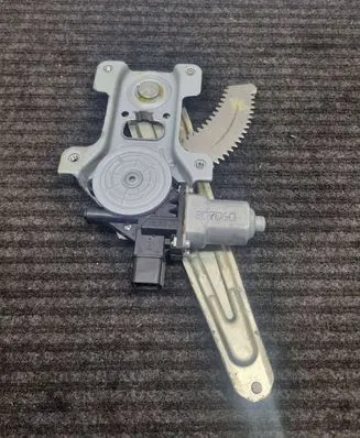 Subaru XV I Rear door window regulator with motor 207060