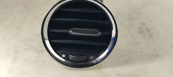 Fiat 500 Dashboard side air vent grill/cover trim 226614