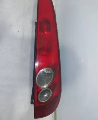 Ford Fiesta Rear/tail lights 10876 Rs102