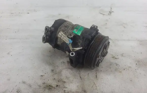 Opel Signum Air conditioning (A/C) compressor (pump) 13171593