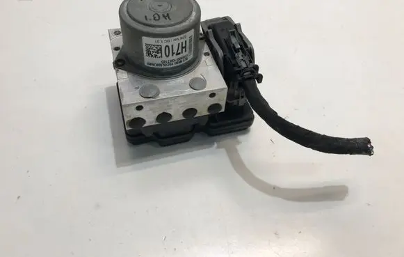 Hyundai i20 (BC3 BI3) ABS Pump 58900Q0710 58910Q0210
